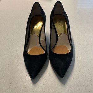 Michael Kors suede pumps